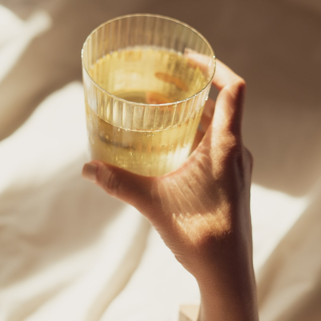 Bild-Glas-Hand_2